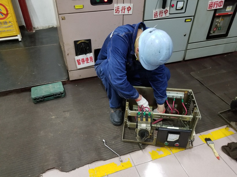 10kV配电房抢修