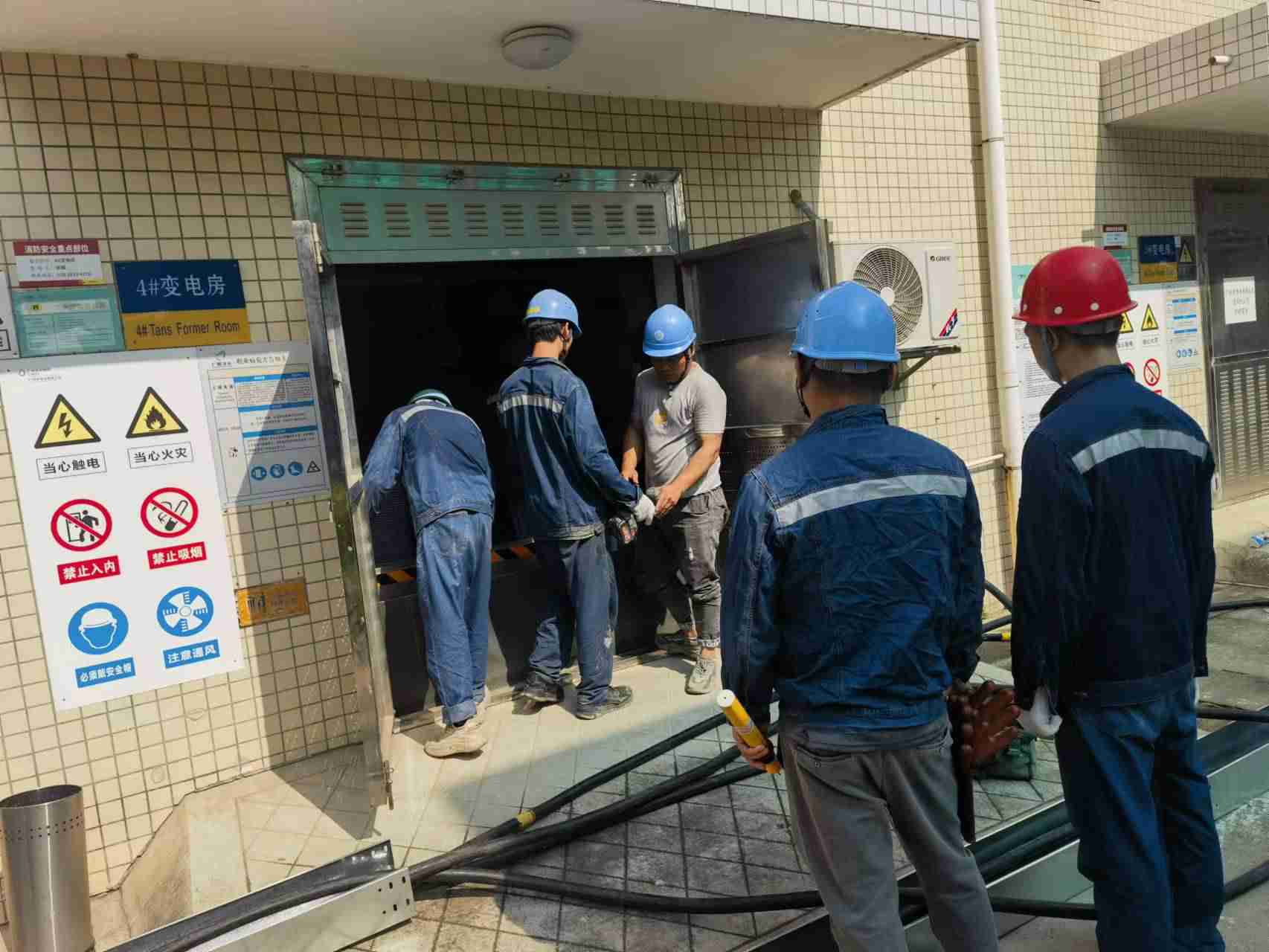 {gallery: 'gal1', smallimage: '/upload/image/202308/64f00fd260728.jpg',largeimage: '/upload/image/202308/64f00fd260728.jpg'}