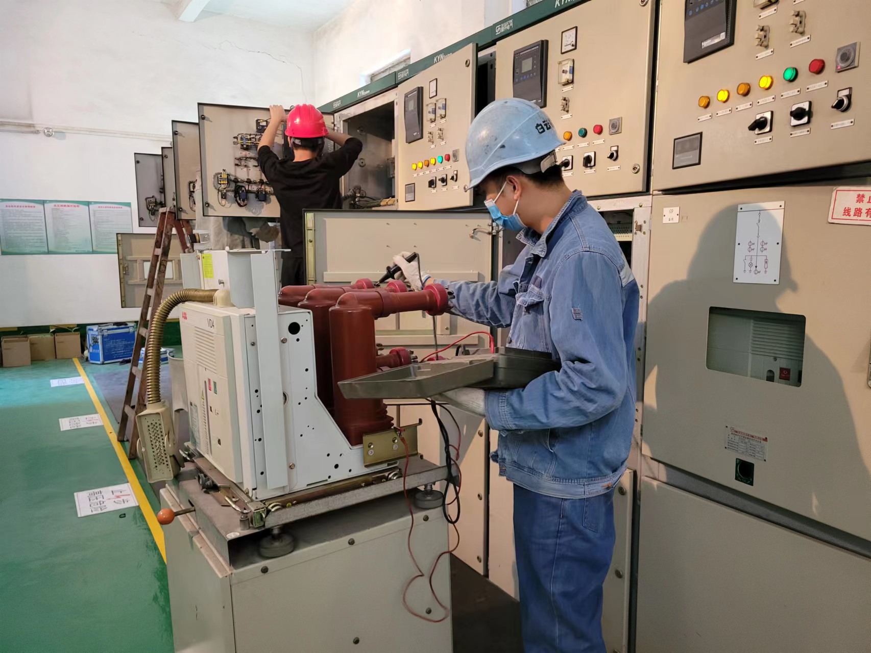 暨南大学附属第一医院(广州华侨医院)10千伏电气设备及线路维护服务