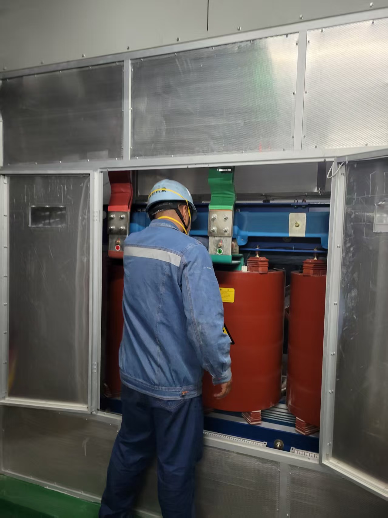 {gallery: 'gal1', smallimage: '/upload/image/202505/68368ba4d078d.jpg',largeimage: '/upload/image/202505/68368ba4d078d.jpg'}